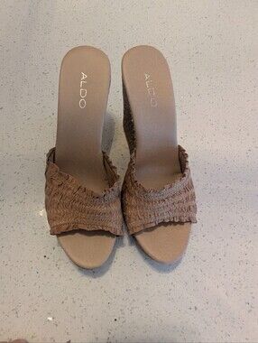 Aldo Women's Tan Smocked Slide Mules